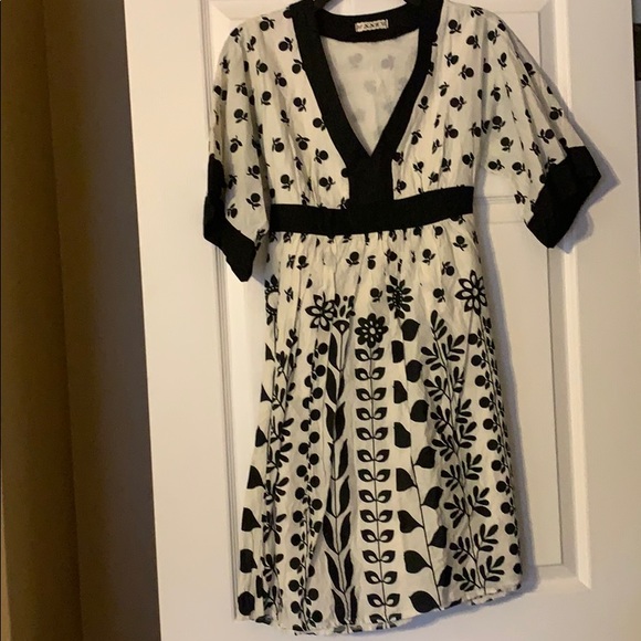 Fun, different comfy Dress - Picture 1 of 3